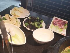 -宽板凳老灶火锅(外馆斜街店)