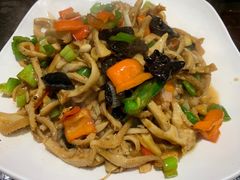 -青年路烩面馆(绿地世纪城店)