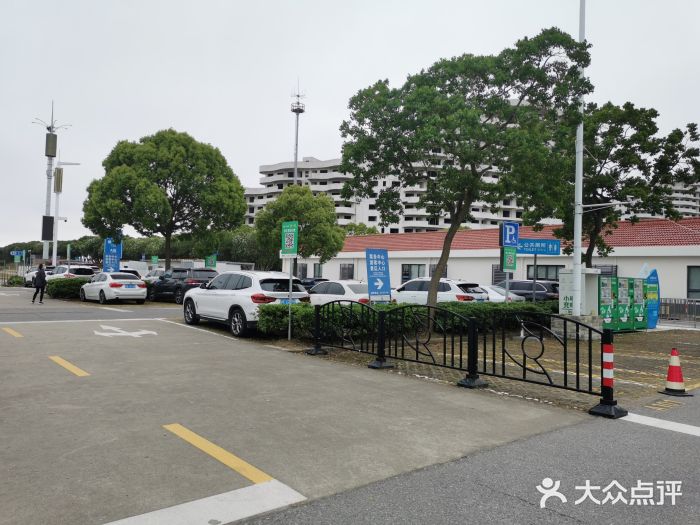 碧海金沙-1号停车场图片