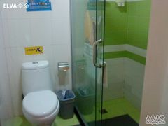 DSC01626-7天连锁酒店(上海徐家汇龙华路地铁站店)