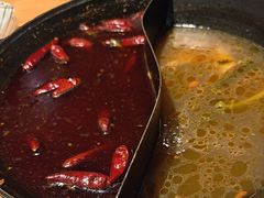 -三个四川人火锅(华联商厦店)