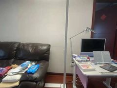 -moll学习桌椅(上海久光百货店)