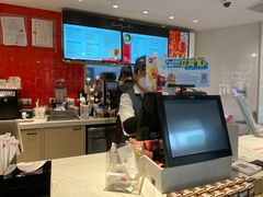 -85度C(生甜甜圈研究工坊·上海平凉店)