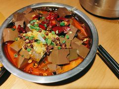 鸭血-游园觅食记夜市·小龙虾大排档