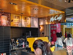 -麦当劳(中二横路店)