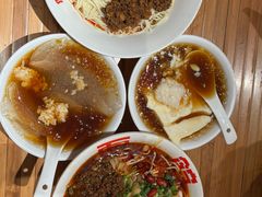 -周小波重庆小面·重庆名小吃(邹容路店)