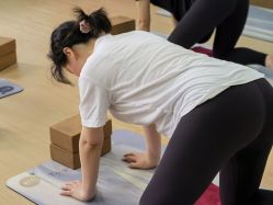 -爱尔乐美孕产瑜伽·普拉提