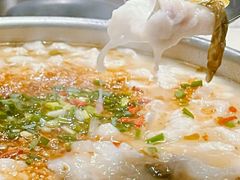 -德林酸菜鱼火锅(南丹店)