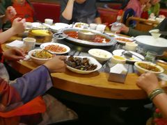 -杨肥肠火锅大排档(火车站花园店)