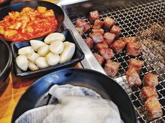 -肉甲韩国木炭烤肉(新壹街1店)