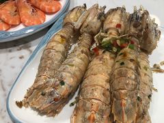 -亚龙湾中心广场