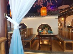 -荷塘秋月·本帮江浙菜(国权路店)