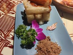 -西湖书堤(平湖八佰伴店)