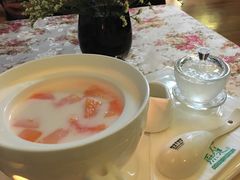 -燕庭·纯燕窝·甜品下午茶(南京西路店)