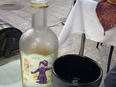 -刘姐啤酒鱼民族演艺餐厅(西街总店)
