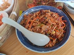 -包整·丝娃娃(一览甲秀楼风景店)