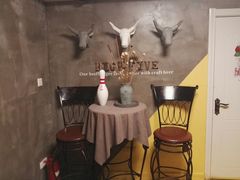 -HIGH FIVE哈福手工汉堡(桂林路店)