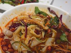 -清真·卡德尔大叔新疆主题餐厅(龙汇路店)