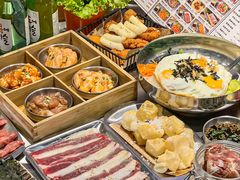 -马路牙子烧烤音乐酒馆(望京店)