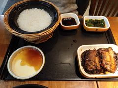 -谷田稻香·砂锅菜(元洪店)