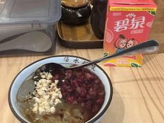 红糖冰粉-狮头牌卤味研究所·卤味饭(花城汇南区店)