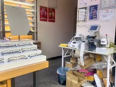 -优医视平价眼镜超市蔡司依视路折扣(小马厂店)