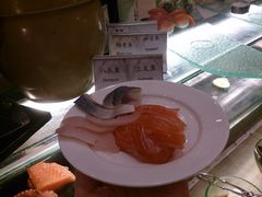 三文鱼刺身-好日子皇冠假日酒店·君怡咖啡厅(特美思大厦店)