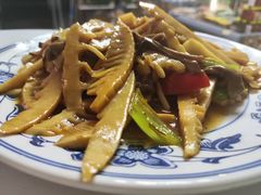 -天天向上素食餐厅(五台山店)
