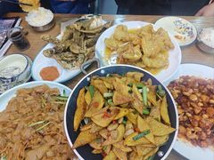 -小柒家第一锹东北菜(城关店)
