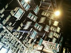 -猫的天空之城概念书店(杭州南宋御街店)