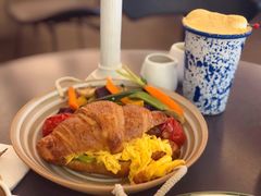 -玲婧胡同·生日蛋糕·餐厅(嘉里城店)