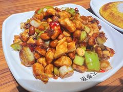 -六泰居·尔滨地标·东北菜(松北店)
