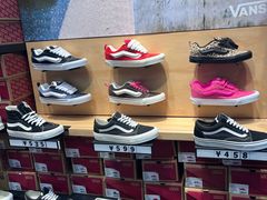 -比斯特上海购物村精品奥特莱斯