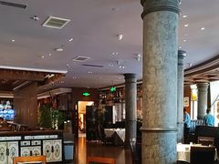 -八府香鸭·啫啫煲(华山路店)