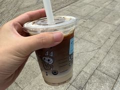 -瑞幸咖啡(沃尔玛华侨城店)