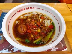 -呷佬·长沙手工米粉(金沙江路店)