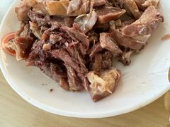 -闫家驴肉老店(华电一校店)
