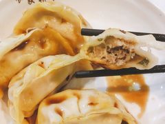 鲜肉锅贴-蒋家桥饺面店(奥邦店)