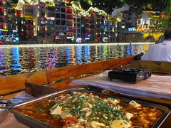 景观位-古城苗家土菜馆(河景餐厅店)