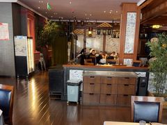 -八府香鸭·啫啫煲(华山路店)