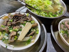 -乐山食古香跷脚牛肉