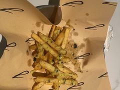 -静香HOUSE·全时段融合餐厅(七星欢乐颂店)