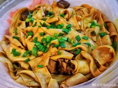 -壹阁胡羊焖饼(特色小吃街店)