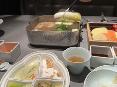-左庭右院鲜牛肉火锅黑金店(陆家嘴中心店)