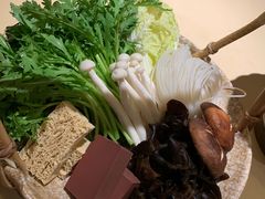 -余欢领鲜火锅(新街口店)