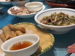 -侬佳蒸菜馆(听潮店)