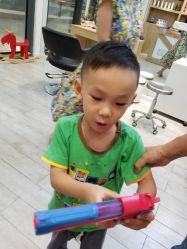 -奇怪的独角兽亲子理发沙龙