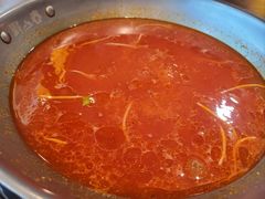 -野山舂·贵州现舂酸汤火锅(鸿通城店)