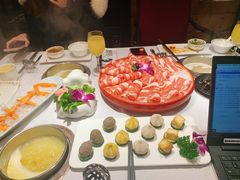 -泓炙颐凤鲜海鲜火锅料理(桐乡店)