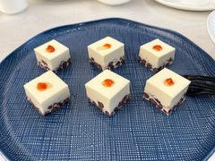 鲜奶红豆糕-品海楼·大连海胆锅贴馆(东港店)